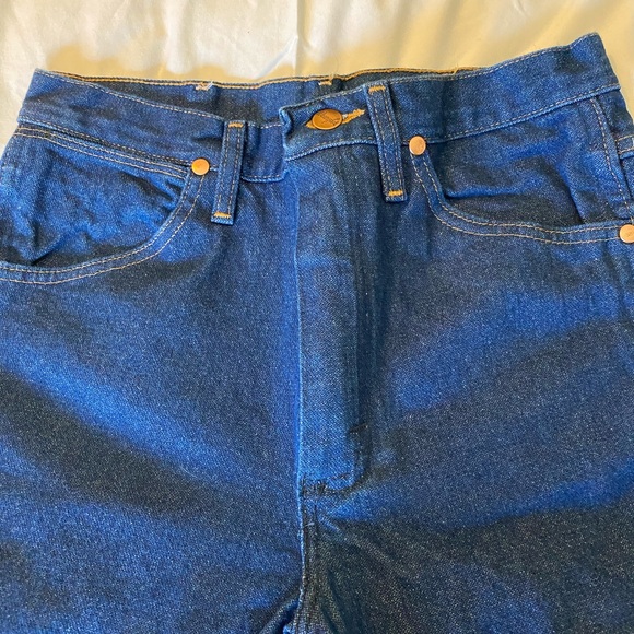 Men’s wranglers size 29x34 - Picture 4 of 5